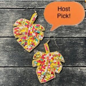 ⚠️ 🥳HP🥳 New! Gorgeous yellow and gold bead statement earrings!